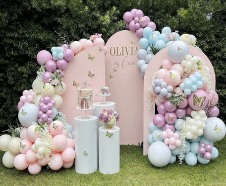 Guide for Buying Metal Cylinder Pedestal Display Stands