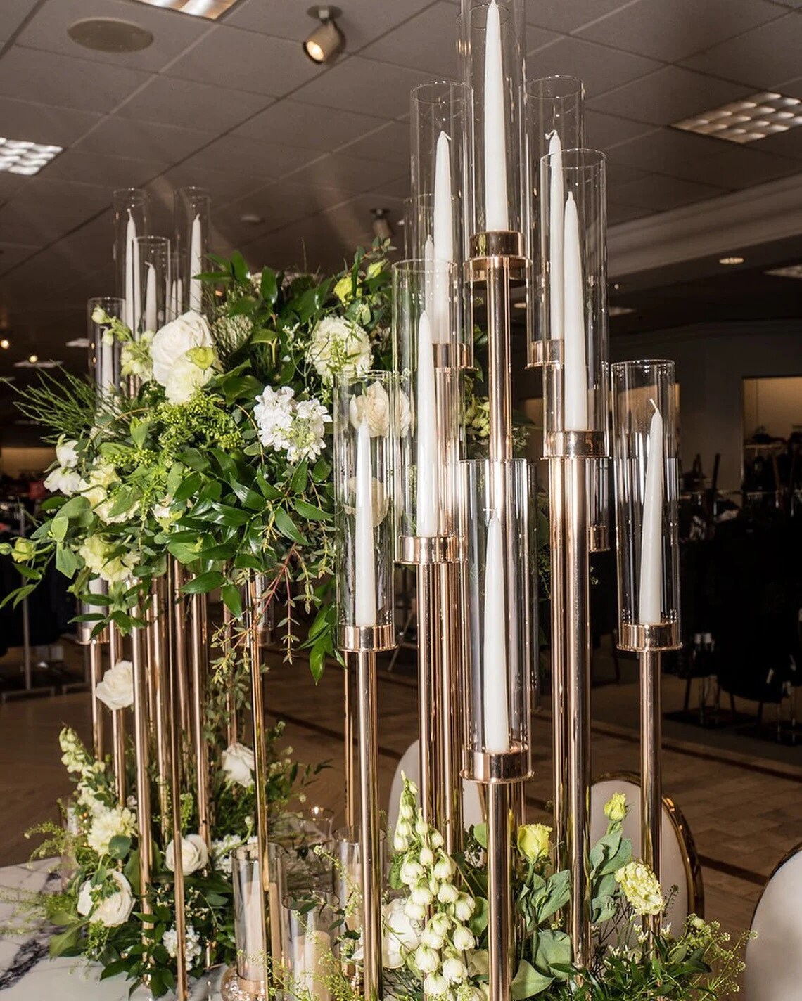 Tall Gold Candelabra Centerpieces: Styling Ideas for Wedding Tables
