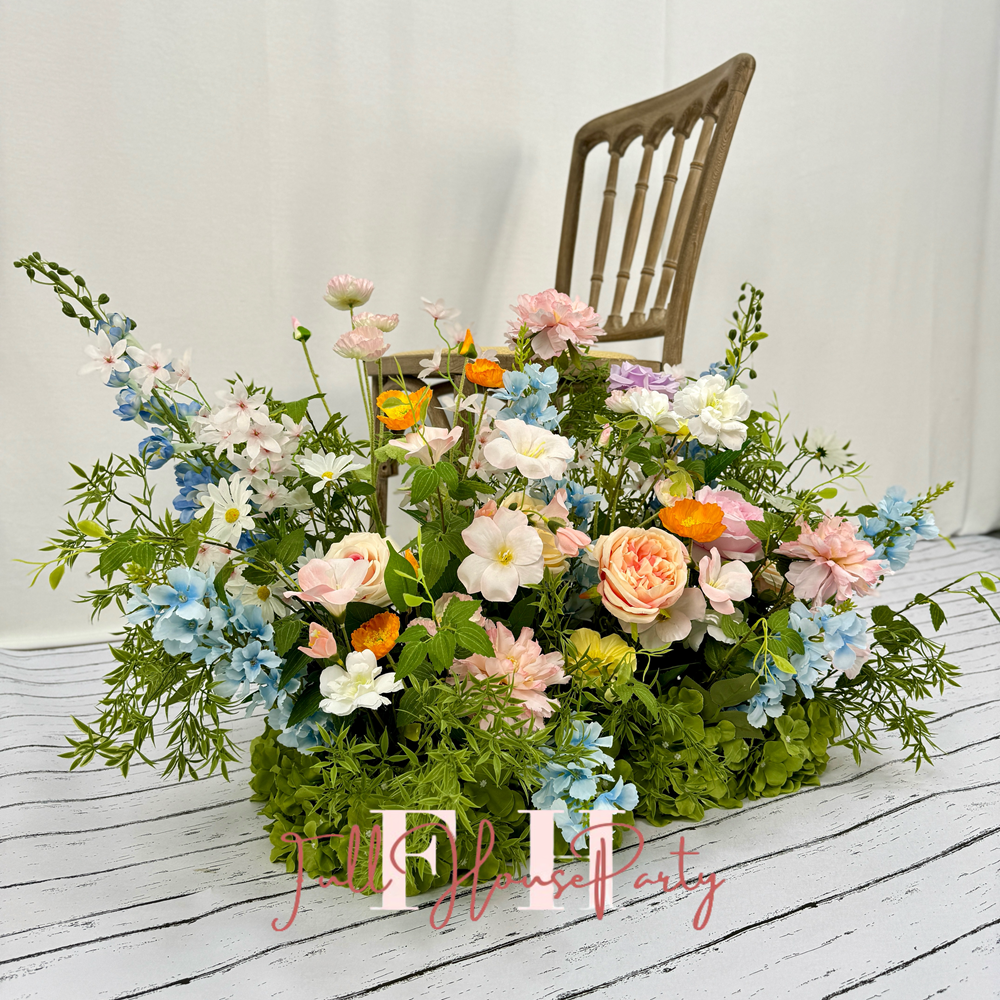 Meadow Bloom Aisle Runner