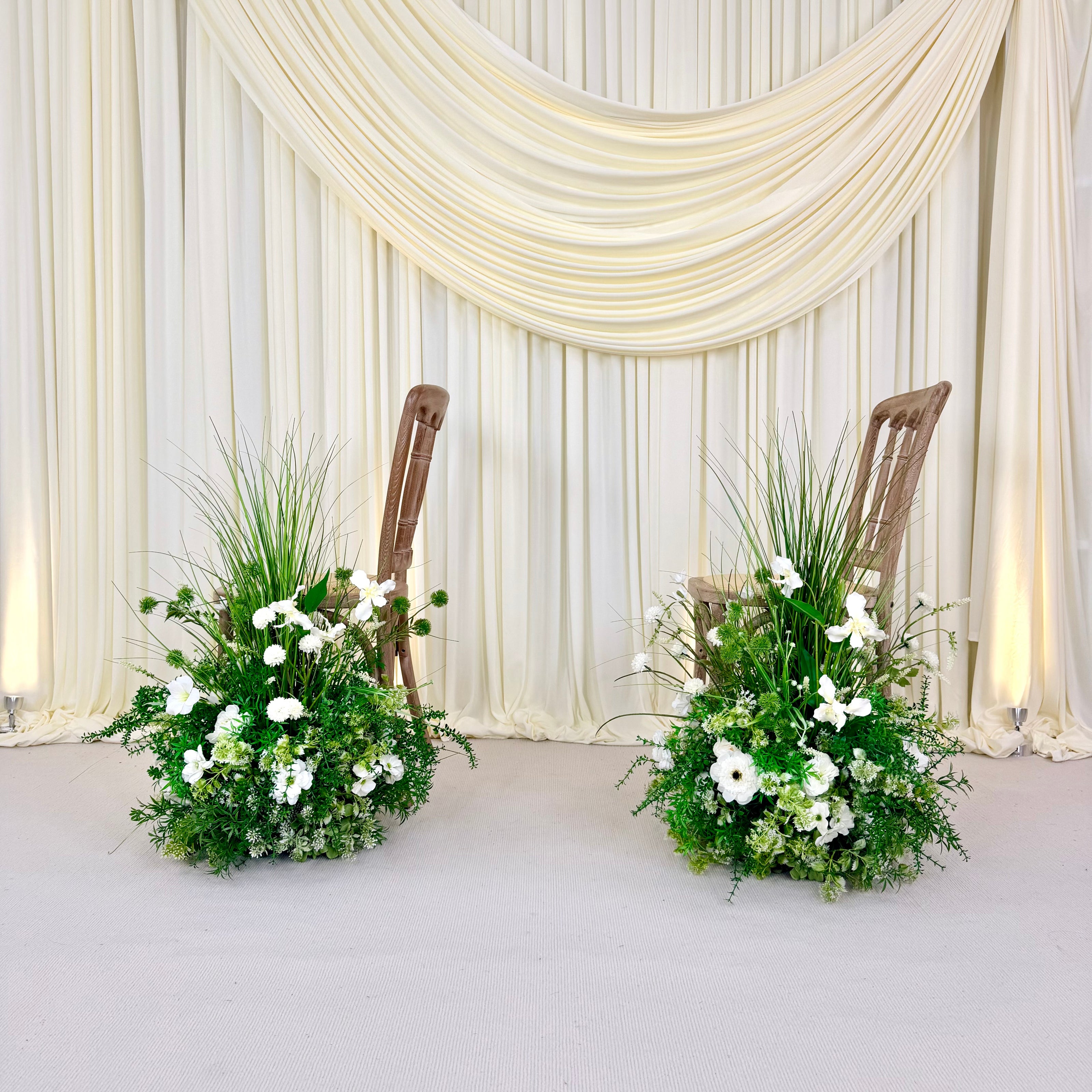 Wild Green Blooms Aisle Runner