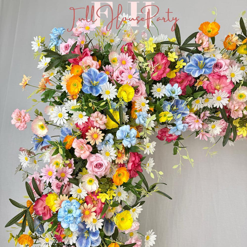 Wildflower Wedding Table Runner: Rustic Floral Arrangement