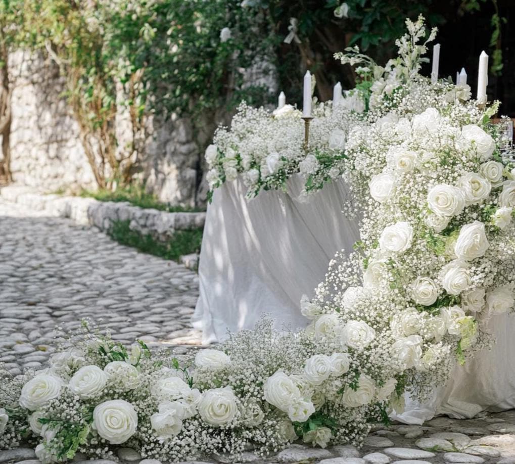 Ships from USA /Baby's Breath Garland for Wedding Arch, Table Flower Runner, Wedding Centerpiece Table Runner, Flower Row for Wedding Aisle