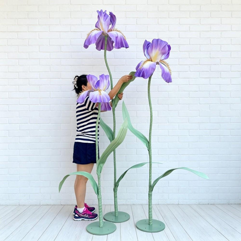 Giant EVA Purple Iris Flowers, Waterproof Oversized Floral Decor, Luxury Mall Display, Boutique Window Decor, Event Decoration（3 Flowers）
