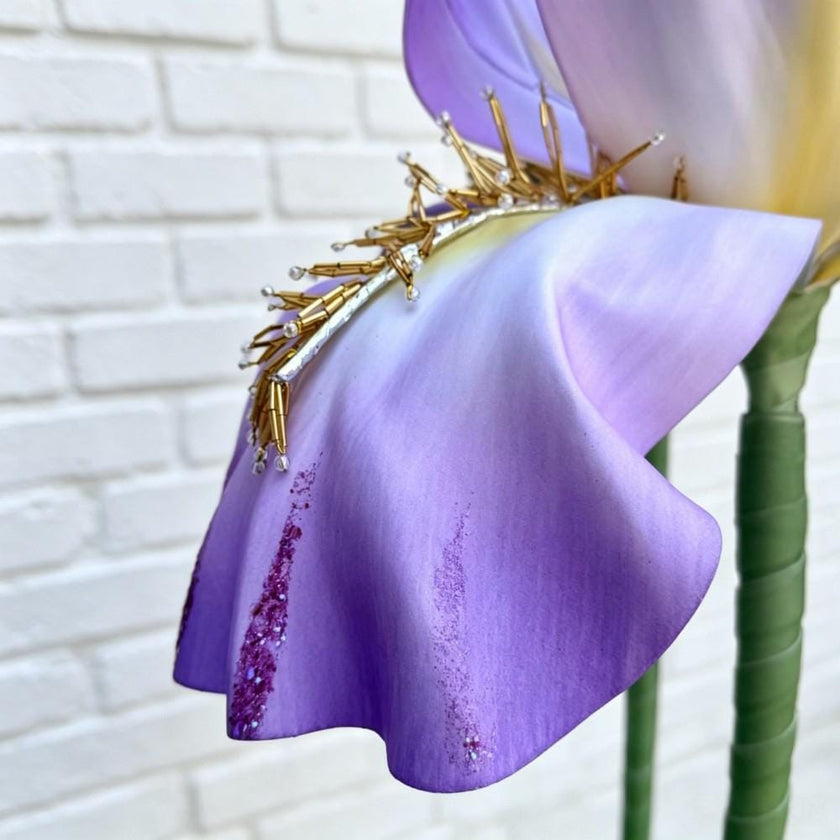 Giant EVA Purple Iris Flowers, Waterproof Oversized Floral Decor, Luxury Mall Display, Boutique Window Decor, Event Decoration（3 Flowers）