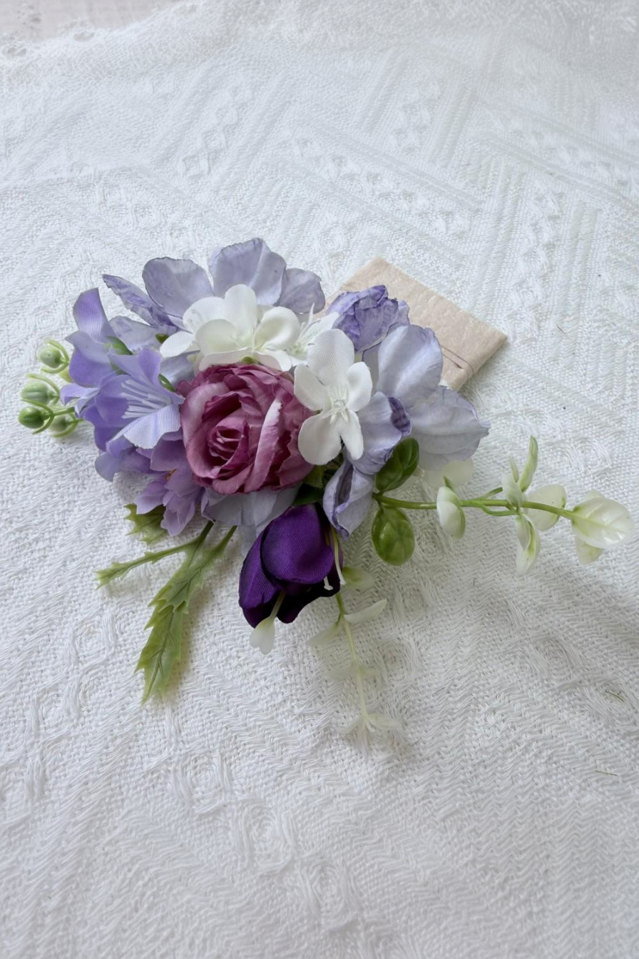 Mauve Haze Boutonniere