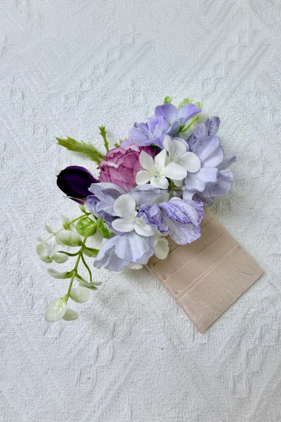 Mauve Haze Boutonniere