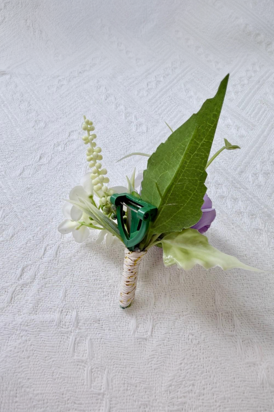 Mauve Haze Boutonniere