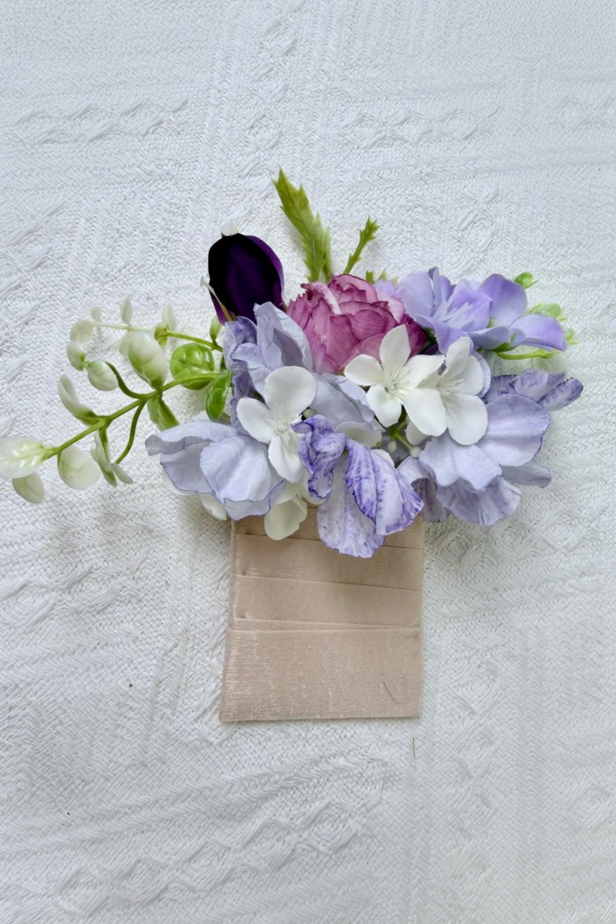 Mauve Haze Boutonniere