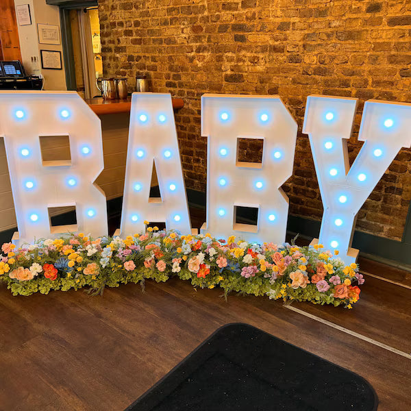 Customer photo of Garlands & floral rows